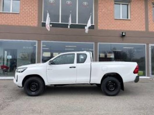 nuovo TOYOTA Hilux