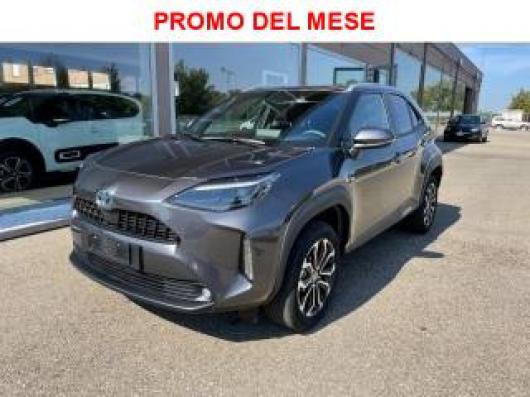 nuovo TOYOTA Yaris Cross