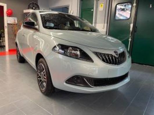 usato LANCIA Ypsilon