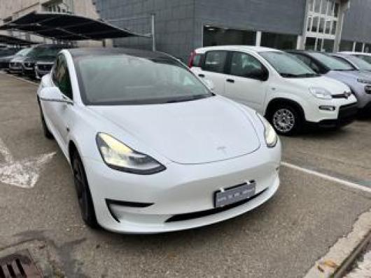 usato TESLA Model 3