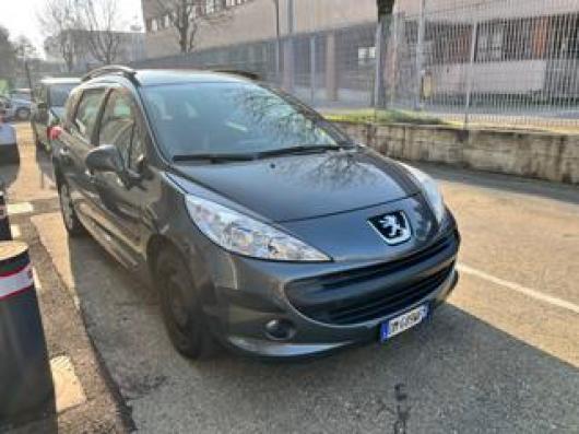 usato PEUGEOT 207