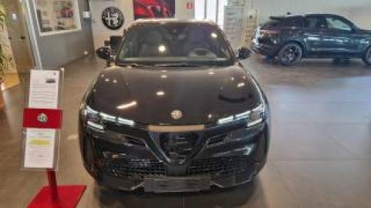 nuovo ALFA ROMEO Junior