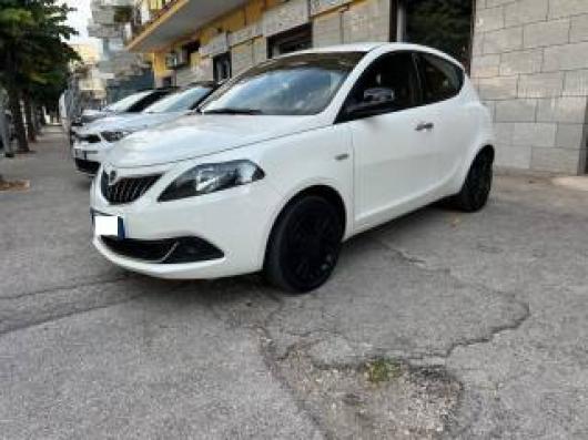 usato LANCIA Ypsilon