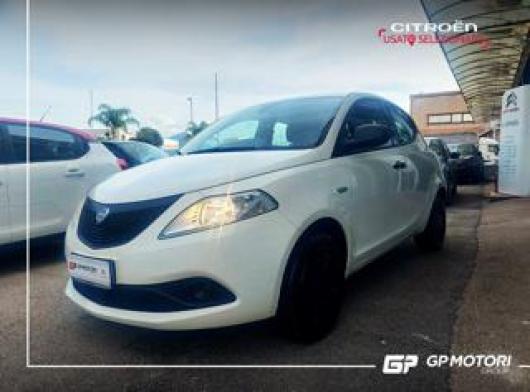 usato LANCIA Ypsilon