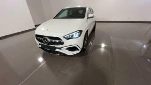 usato MERCEDES GLA 200