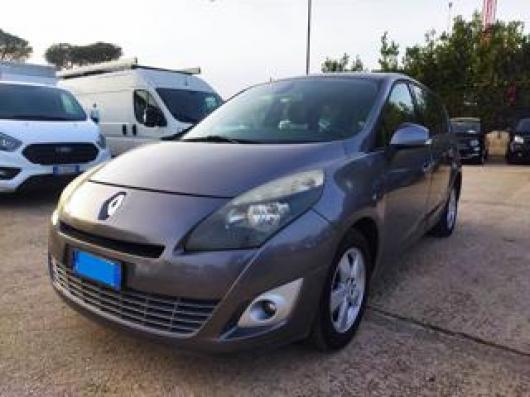 usato RENAULT Scenic