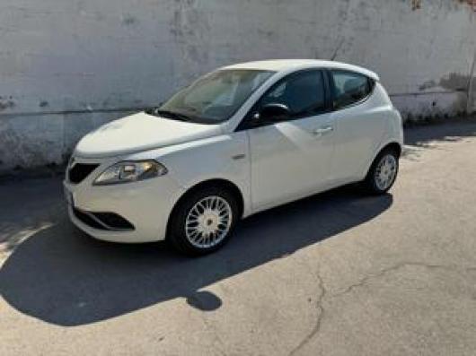 usato LANCIA Ypsilon