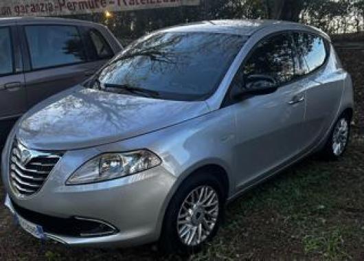 usato LANCIA Ypsilon