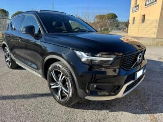 usato VOLVO XC40