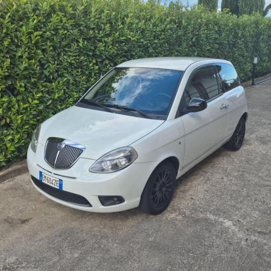 usato LANCIA Ypsilon