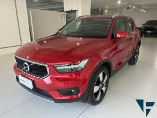 usato VOLVO XC40