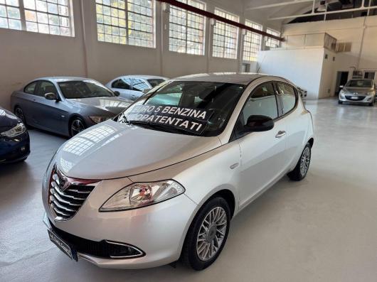 usato LANCIA Ypsilon