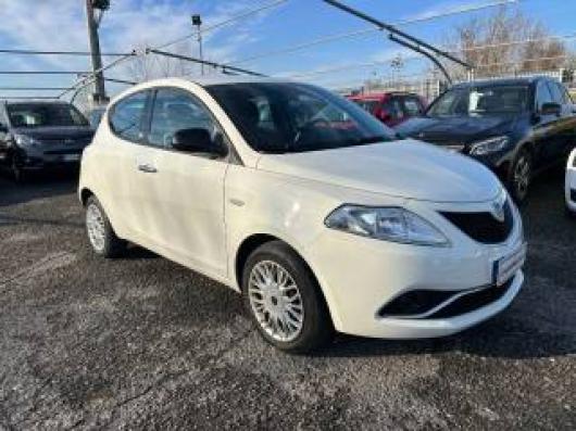 usato LANCIA Ypsilon