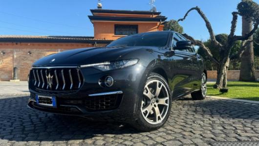 usato MASERATI Levante