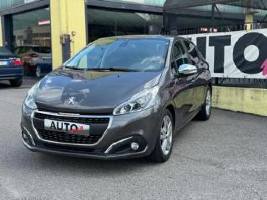 usato PEUGEOT 208