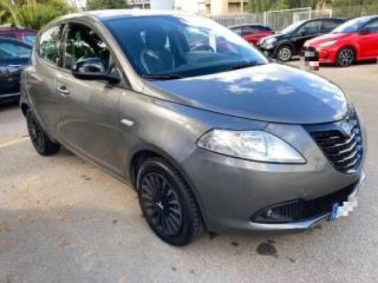 usato LANCIA Ypsilon