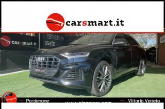 usato AUDI Q8