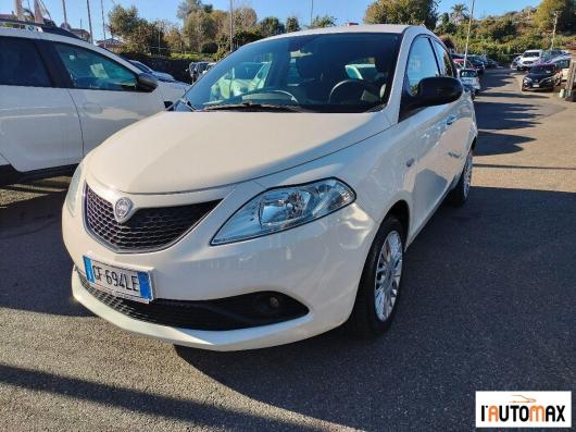 usato LANCIA Ypsilon