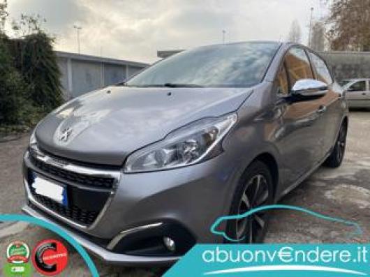 usato PEUGEOT 208