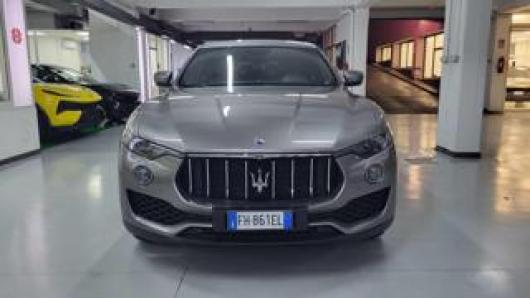 usato MASERATI Levante