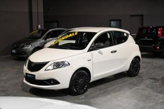 usato LANCIA Ypsilon