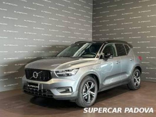 usato VOLVO XC40