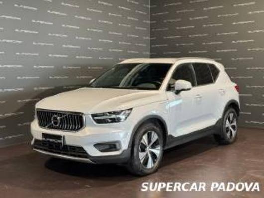 usato VOLVO XC40