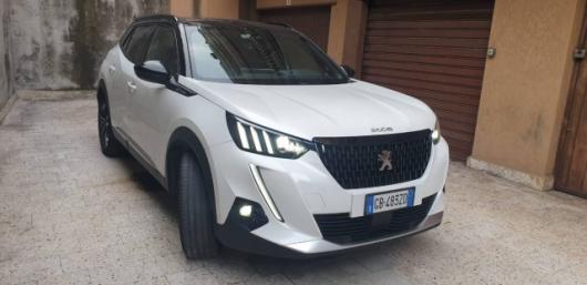 usato PEUGEOT 2008