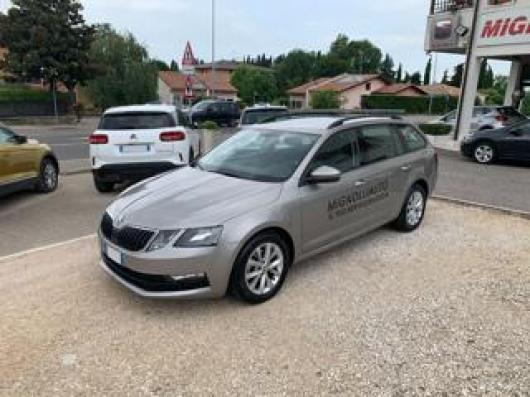 usato SKODA Octavia