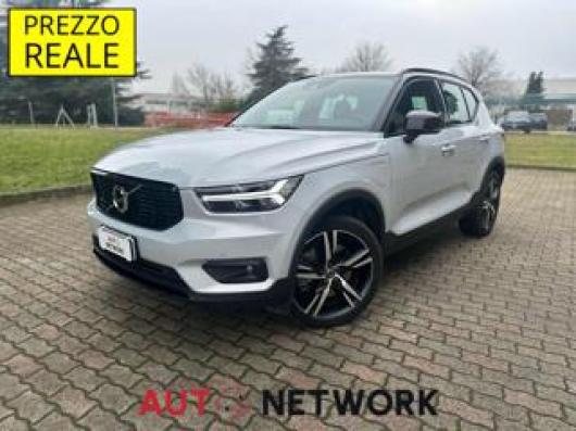 usato VOLVO XC40