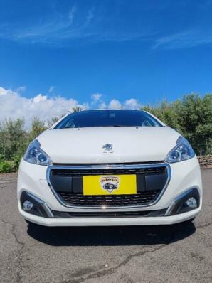 usato PEUGEOT 208