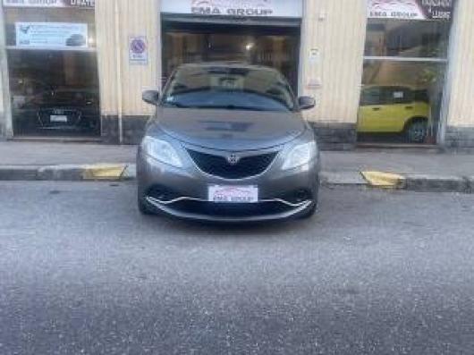 usato LANCIA Ypsilon