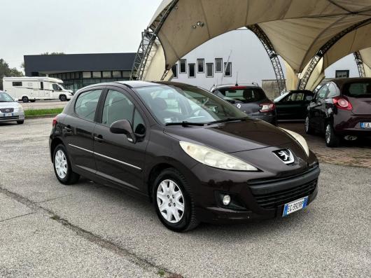 usato PEUGEOT 207