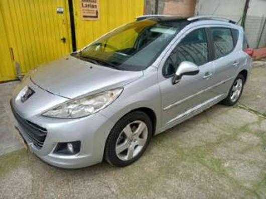 usato PEUGEOT 207