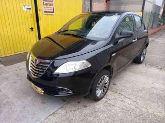 usato LANCIA Ypsilon