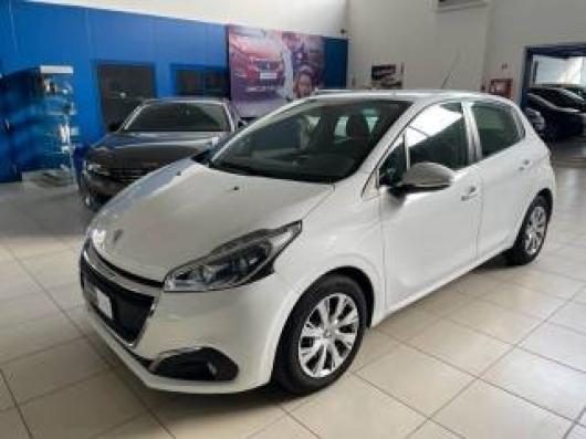 usato PEUGEOT 208