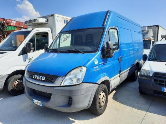 usato IVECO DAILY 35S13 V