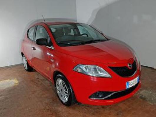 usato LANCIA Ypsilon