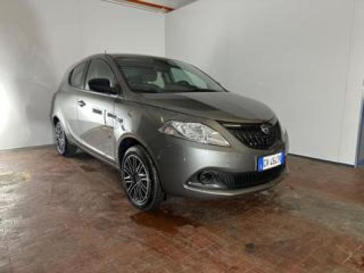 usato LANCIA Ypsilon