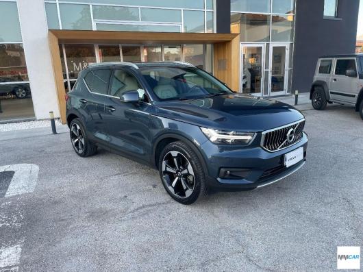 XC40