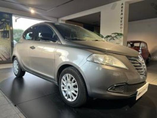 usato LANCIA Ypsilon