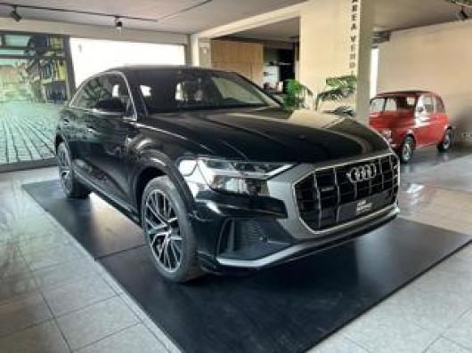 usato AUDI Q8