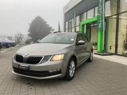 usato SKODA Octavia