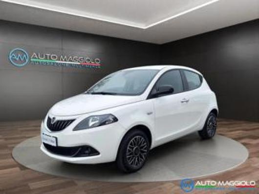 usato LANCIA Ypsilon