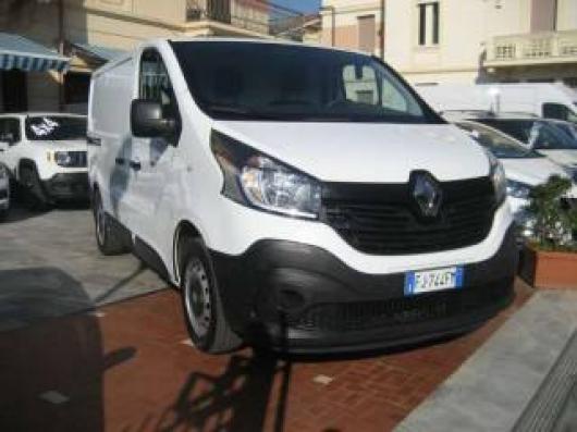 usato RENAULT Trafic