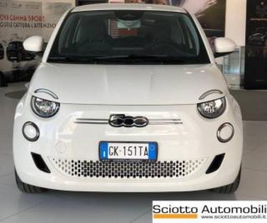 Km 0 FIAT 500