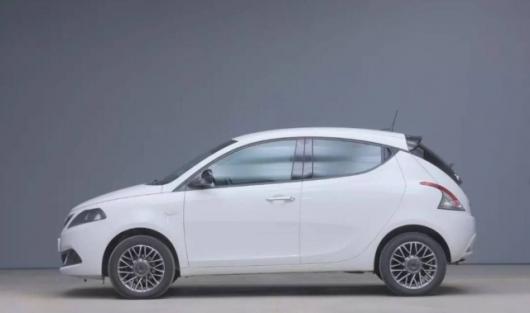 usato LANCIA Ypsilon