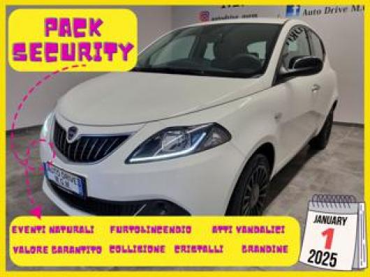 usato LANCIA Ypsilon