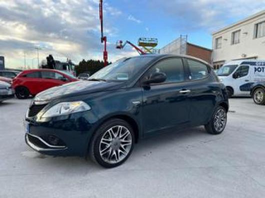 usato LANCIA Ypsilon