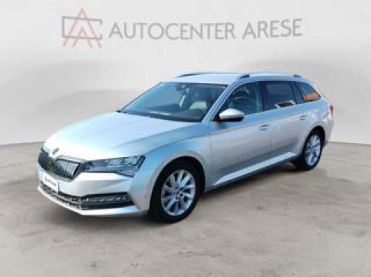 usato SKODA Superb